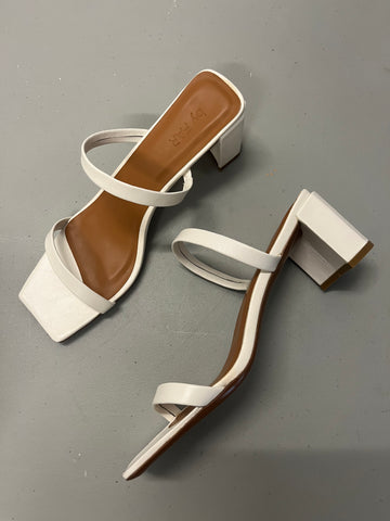 Sandals white size 39 FINAL